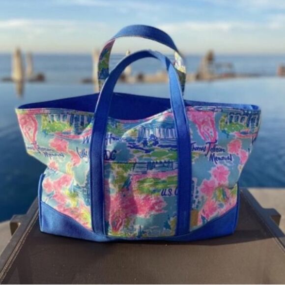 Lilly Loves DC Mercato Tote - Picture 5 of 13